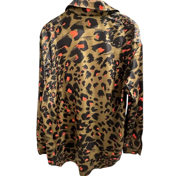 🍒 2/$20 🍒 Green Leopard Print Long Sleeve Button Up Blouse  sz XS - Picture 4 of 8